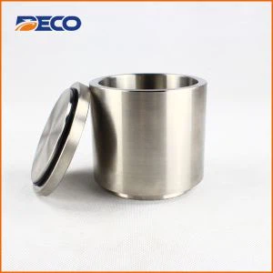 Fiolka z pionowym młynem kulowym